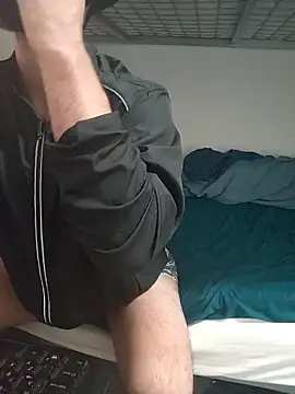 Snapshot of WichyHOT_Latex chatting on September 18, 2025, 9:44 am WichyHOT Latex online show from September 18, 2025, 9:44 am