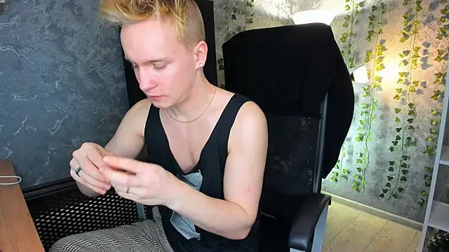 AlexxSweet online show from January 17, 2025, 7:30 am