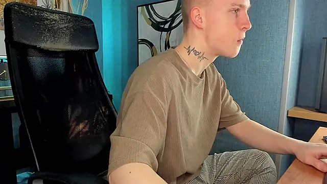 AlexxSweet online show from March 9, 2025, 6:50 am