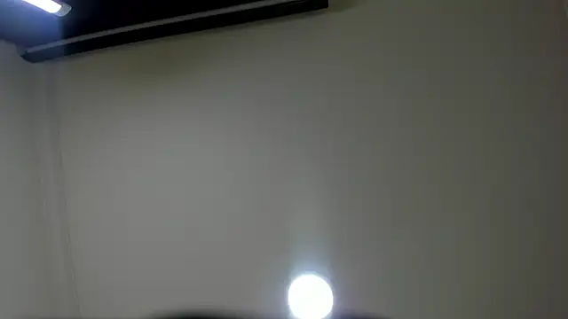 Snapshot of nalalye_cruzz_ chatting on June 14, 2026, 2:24 am nalalye cruzz online show from June 14, 2026, 2:24 am