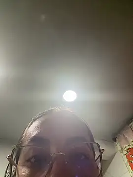 Snapshot of nalalye_cruzz_ chatting on July 6, 2026, 2:19 am nalalye cruzz online show from July 6, 2026, 2:19 am
