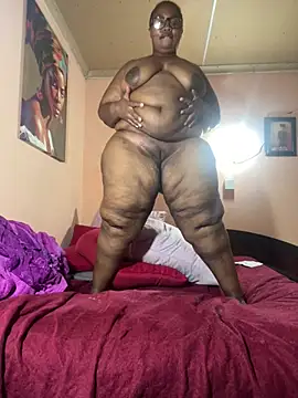 Snapshot of ZOQULUx chatting on March 2, 2025, 10:27 pm ZOQULUx online show from March 2, 2025, 10:27 pm