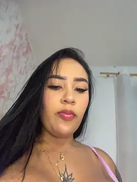 Luisa Fernandaa online show from June 13, 2026, 3:04 am