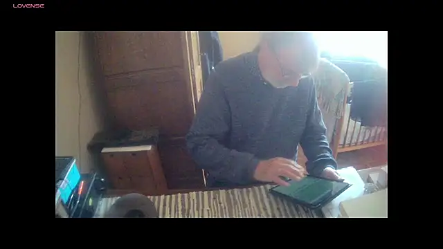 Snapshot of terrybare chatting on October 26, 2025, 2:34 pm terrybare online show from October 26, 2025, 2:34 pm