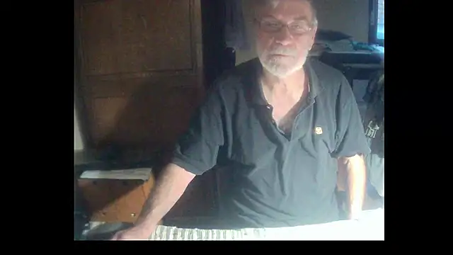 Snapshot of terrybare chatting on November 27, 2025, 3:36 pm terrybare online show from November 27, 2025, 3:36 pm