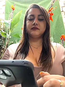 Snapshot of Oryk___ chatting on July 29, 2026, 7:23 pm Oryk online show from July 29, 2026, 7:23 pm