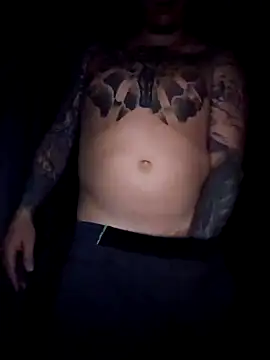 Snapshot of MrBiggBallz chatting on January 17, 2025, 5:53 am MrBiggBallz online show from January 17, 2025, 5:53 am