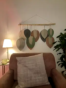 Snapshot of Im_Valentina chatting on November 13, 2025, 11:36 pm Im Valentina online show from November 13, 2025, 11:36 pm