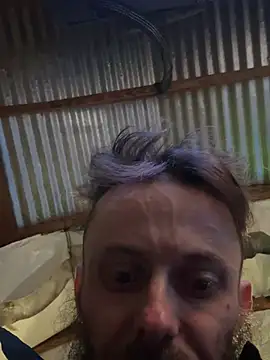 Snapshot of CloudDadddyyy420 chatting on December 31, 2024, 4:49 am CloudDadddyyy420 online show from December 31, 2024, 4:49 am