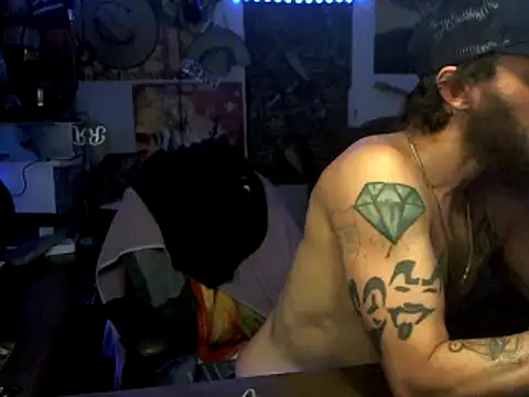 Snapshot of CloudDadddyyy420 chatting on October 8, 2025, 7:28 am CloudDadddyyy420 online show from October 8, 2025, 7:28 am