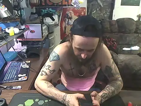 Snapshot of CloudDadddyyy420 chatting on December 13, 2025, 7:53 pm CloudDadddyyy420 online show from December 13, 2025, 7:53 pm