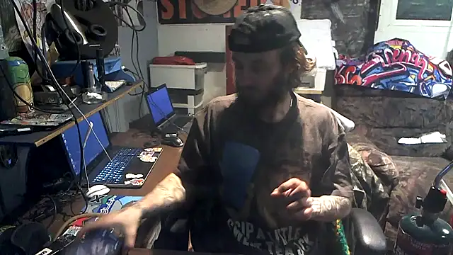 CloudDadddyyy420 online show from January 5, 2026, 9:51 pm