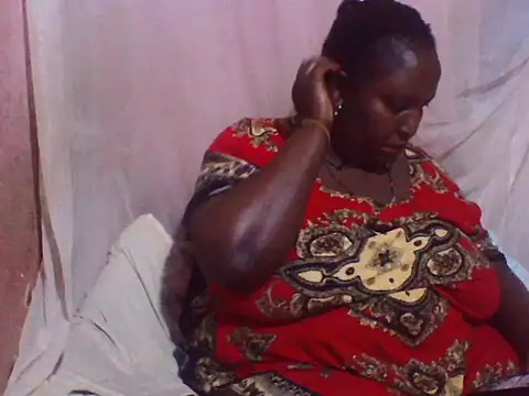 big clits online show from October 14, 2025, 4:08 pm