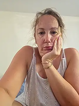 Wisie Cutie online show from June 27, 2026, 9:03 am