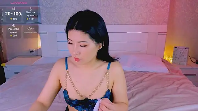 Wendy  Hills online show from June 5, 2026, 9:59 am