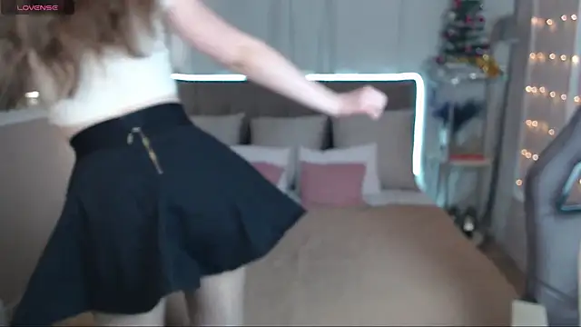 MollyBrams online show from January 14, 2025, 12:56 pm