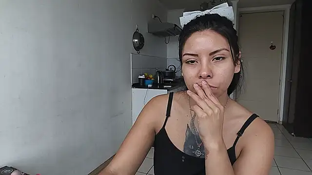 Snapshot of Diosagata chatting on July 16, 2026, 4:35 pm Diosagata online show from July 16, 2026, 4:35 pm