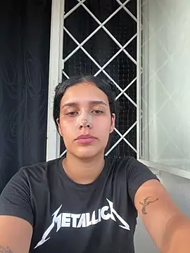 Snapshot of Annya-sweet chatting on February 4, 2025, 9:20 pm Annya-sweet online show from February 4, 2025, 9:20 pm