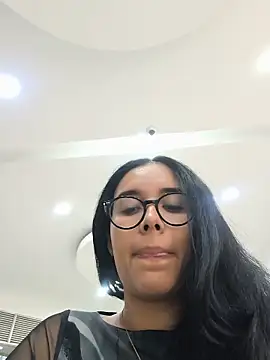 Annya-sweet online show from June 13, 2026, 11:02 pm