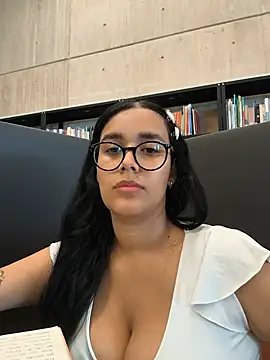 Annya-sweet online show from July 24, 2026, 3:10 pm