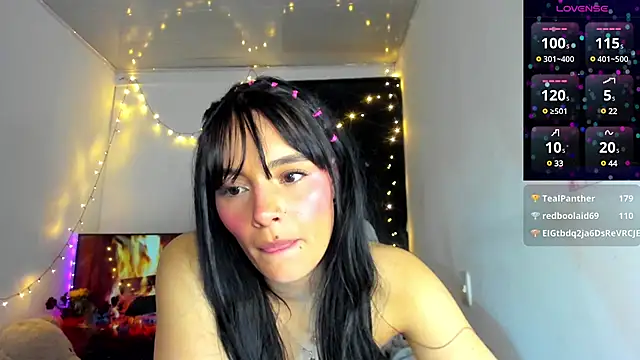 Snapshot of salome_polaniiee chatting on March 16, 2025, 8:10 am salome polaniiee online show from March 16, 2025, 8:10 am