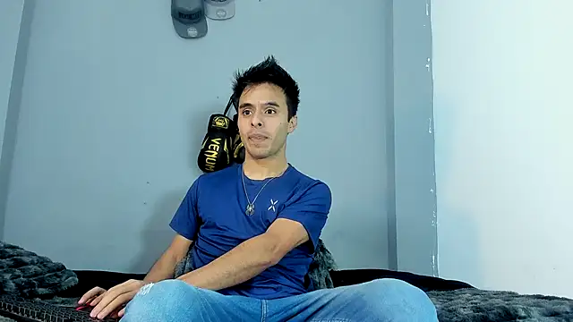 Snapshot of x_Harold_x_ chatting on December 3, 2025, 7:45 pm x Harold x online show from December 3, 2025, 7:45 pm