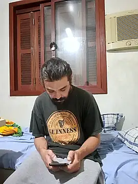 CrisSexShy online show from January 15, 2026, 11:41 pm