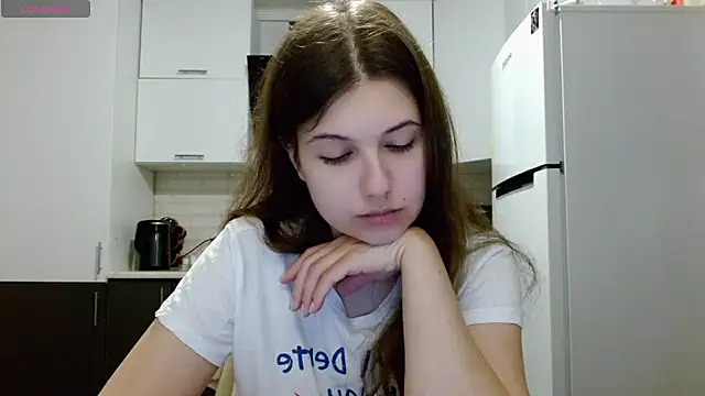 SayMeow  online show from June 5, 2026, 1:23 am