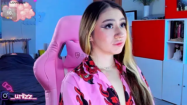 Snapshot of Fiona-Love chatting on February 6, 2025, 7:07 pm Fiona-Love online show from February 6, 2025, 7:07 pm