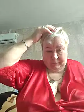 EffectFiona online show from March 10, 2025, 4:17 am