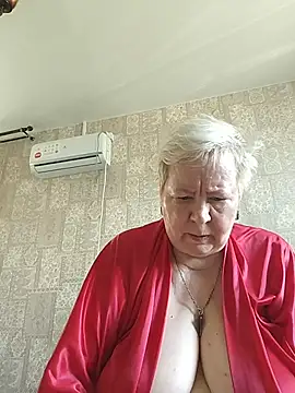 Snapshot of EffectFiona chatting on June 27, 2026, 1:21 am EffectFiona online show from June 27, 2026, 1:21 am