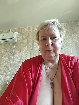 Snapshot of EffectFiona chatting on July 1, 2026, 12:45 am EffectFiona online show from July 1, 2026, 12:45 am