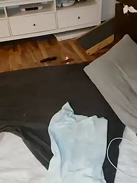 Snapshot of SexyDreamercouple89 chatting on December 29, 2024, 5:53 am SexyDreamercouple89 online show from December 29, 2024, 5:53 am