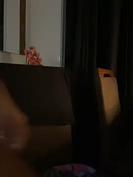 Snapshot of Gipoltergeist chatting on March 10, 2025, 2:06 am Gipoltergeist online show from March 10, 2025, 2:06 am