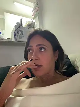 Snapshot of Gipoltergeist chatting on September 24, 2025, 3:54 am Gipoltergeist online show from September 24, 2025, 3:54 am