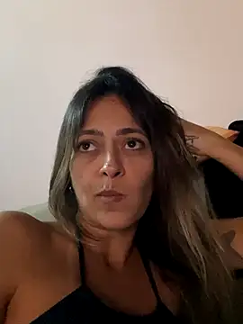 Snapshot of Gipoltergeist chatting on November 4, 2025, 1:48 am Gipoltergeist online show from November 4, 2025, 1:48 am