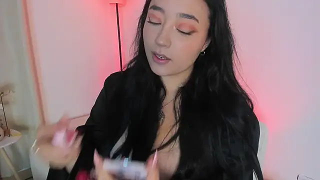 Miss Loise online show from July 24, 2026, 2:53 am