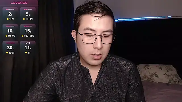 andrewmhilton  online show from January 9, 2026, 6:38 am