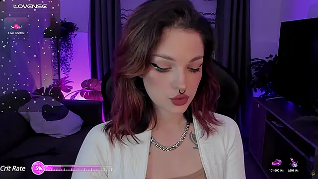 BratzieDarsie online show from February 8, 2025, 8:09 am