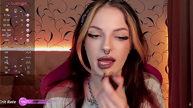 BratzieDarsie online show from September 12, 2025, 9:09 am