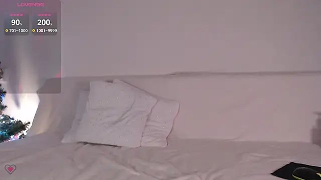 Snapshot of Kate001 chatting on January 2, 2025, 1:30 pm Kate001 online show from January 2, 2025, 1:30 pm