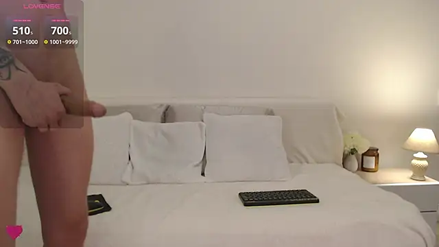 Snapshot of Kate001 chatting on January 18, 2025, 5:20 am Kate001 online show from January 18, 2025, 5:20 am