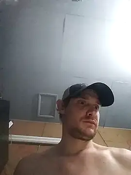 Snapshot of Midwestalpha chatting on January 1, 2025, 5:22 am Midwestalpha online show from January 1, 2025, 5:22 am