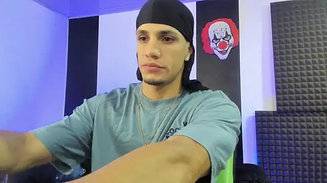 jhonnysnow17 online show from February 25, 2025, 5:52 am