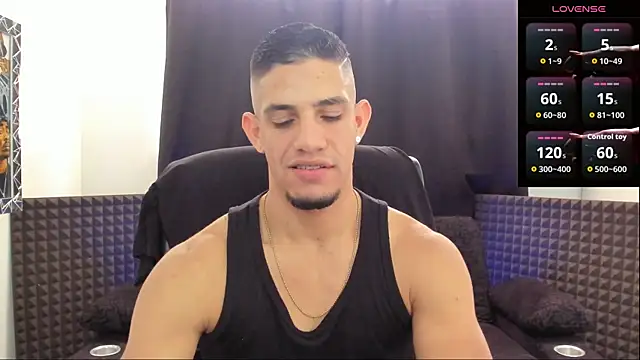 jhonnysnow17 online show from July 24, 2026, 6:39 pm
