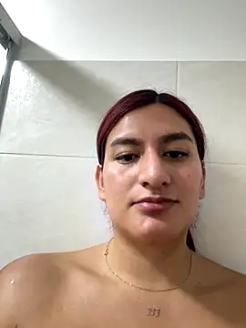 ari artis online show from November 12, 2025, 4:57 am