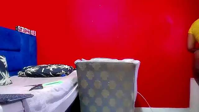 Snapshot of Lelety79 chatting on October 5, 2025, 6:34 am Lelety79 online show from October 5, 2025, 6:34 am