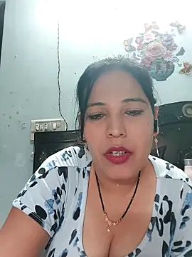 Poojabhabi101 online show from May 2, 2026, 5:23 am
