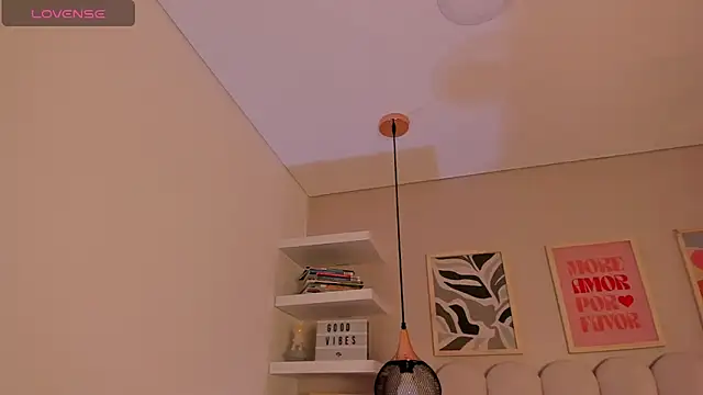 cute  cherry  online show from November 17, 2025, 7:30 pm