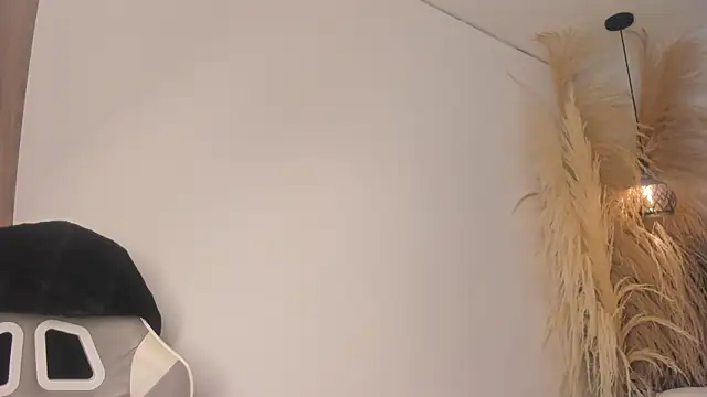 Snapshot of cute__cherry_ chatting on June 23, 2026, 7:56 pm cute cherry online show from June 23, 2026, 7:56 pm